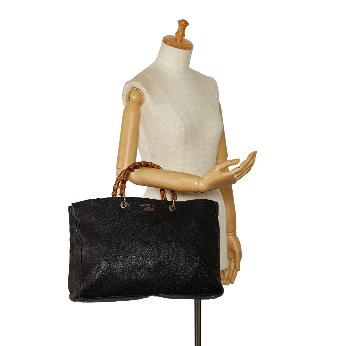 Shop safe online at Labellov in Antwerp, Brussels and Knokke this 100% authentic second hand Gucci Black Large Bamboo Top Handle Bag