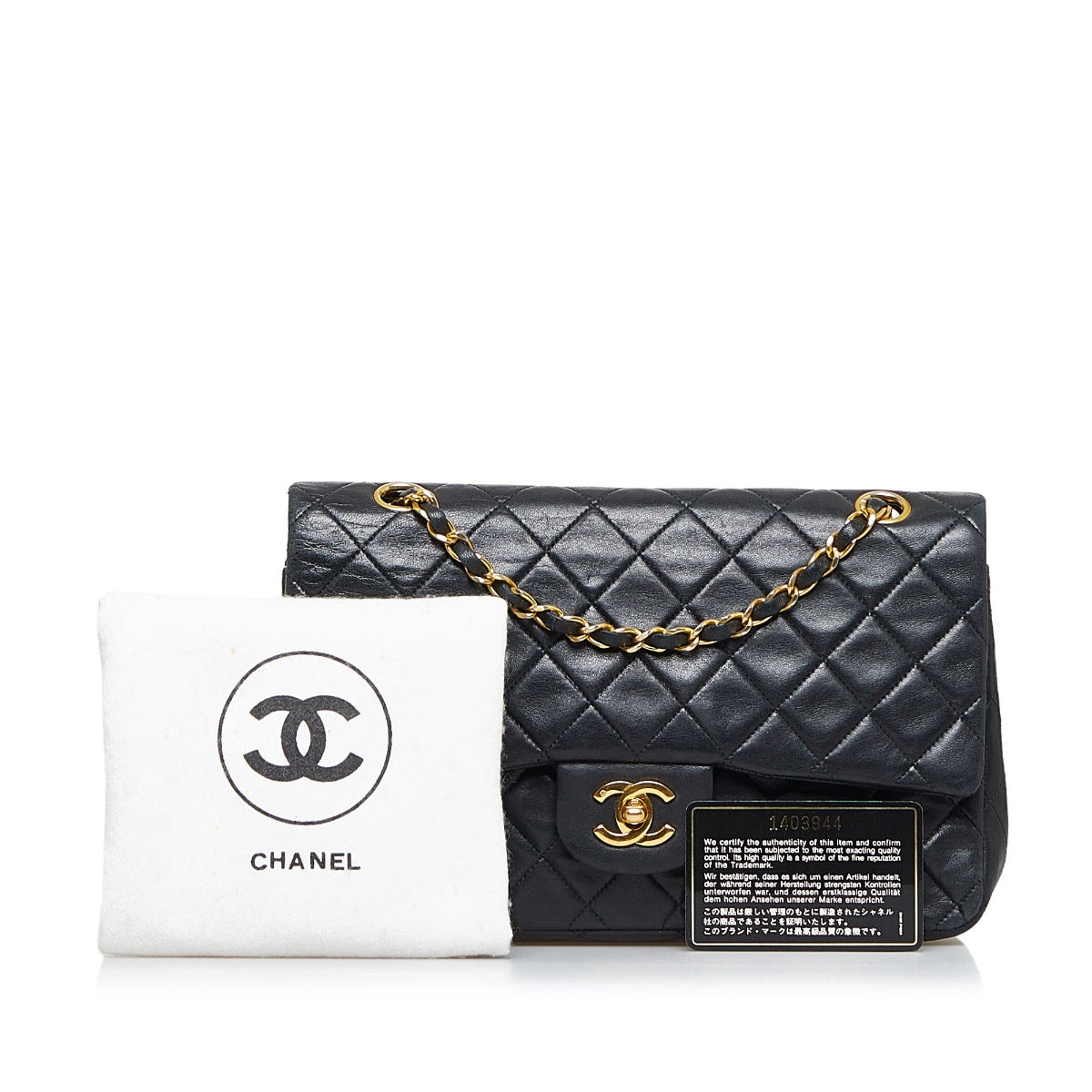 Shop safe online at Labellov in Antwerp this 100% authentic second hand CHANEL black lambskin medium Classic flap bag