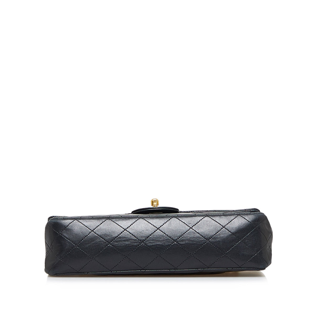Shop safe online at Labellov in Antwerp this 100% authentic second hand CHANEL black lambskin medium Classic flap bag
