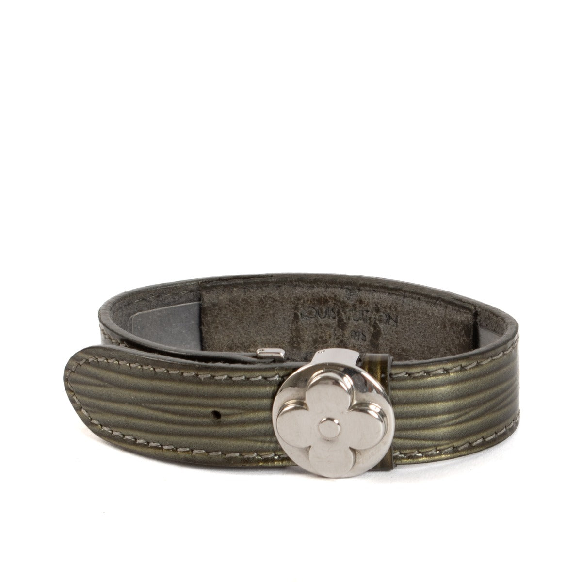 Shop safe online at Labellov in Antwerp and Knokke this 100% authentic second hand Louis Vuitton Green Epi Leather Cyber Millenium Wish Bracelet