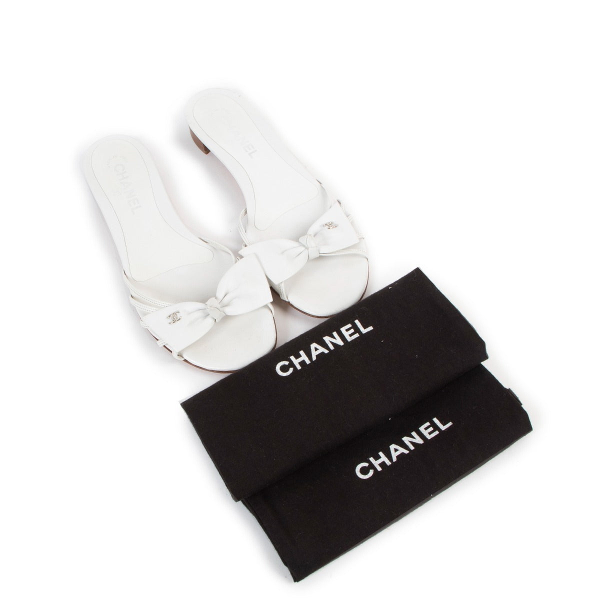 Chanel White Leather Bow CC Sandals