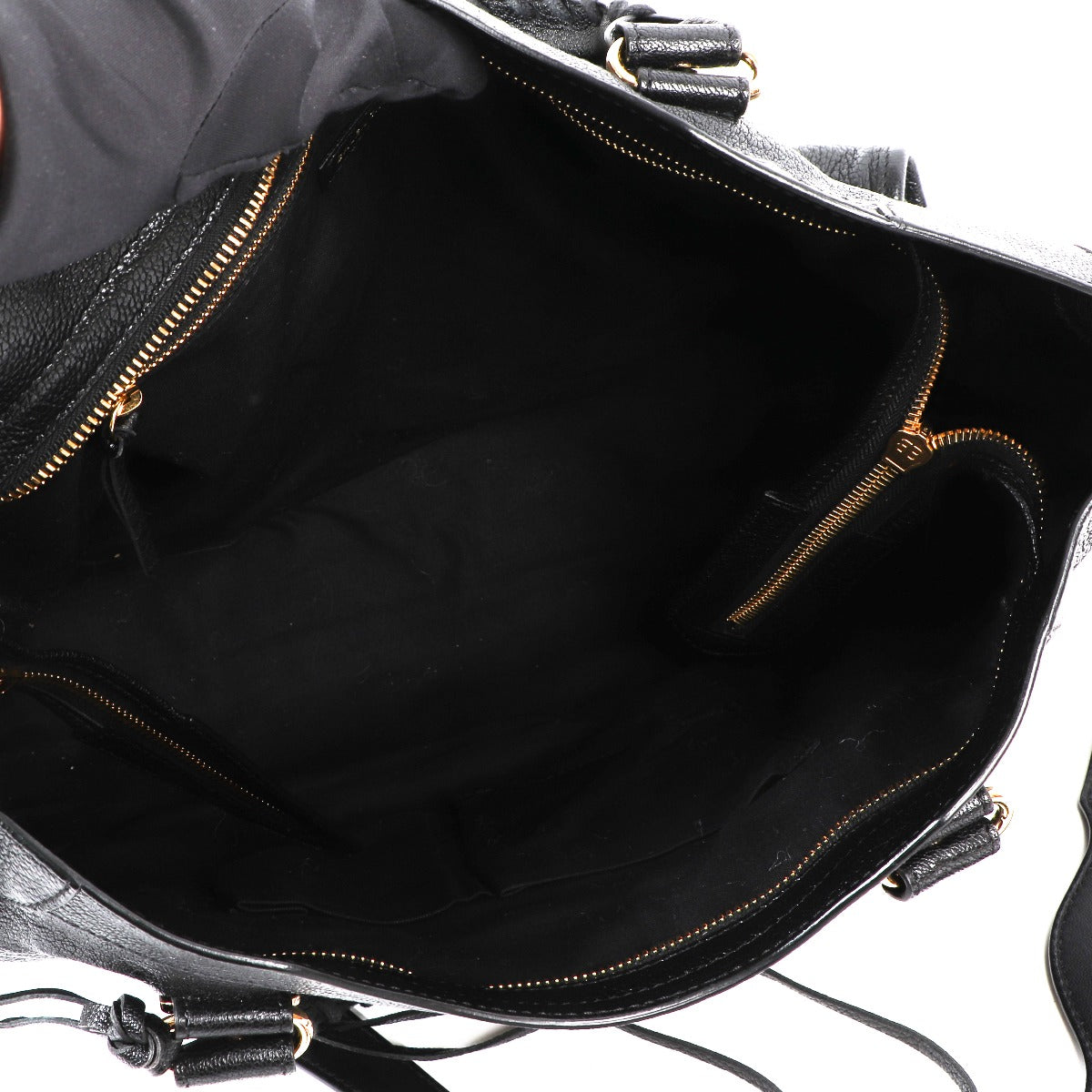 Buy an authentic second-hand Black Goatskin Metallic Edge Classic City Top Handle Bag in very good condition at Labellov in Antwerp.