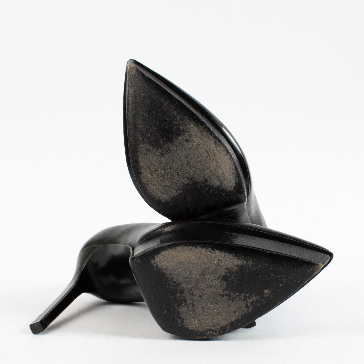 Shop 100% authentic second hand Saint Laurent Black Platform Pumps on Labellov.com