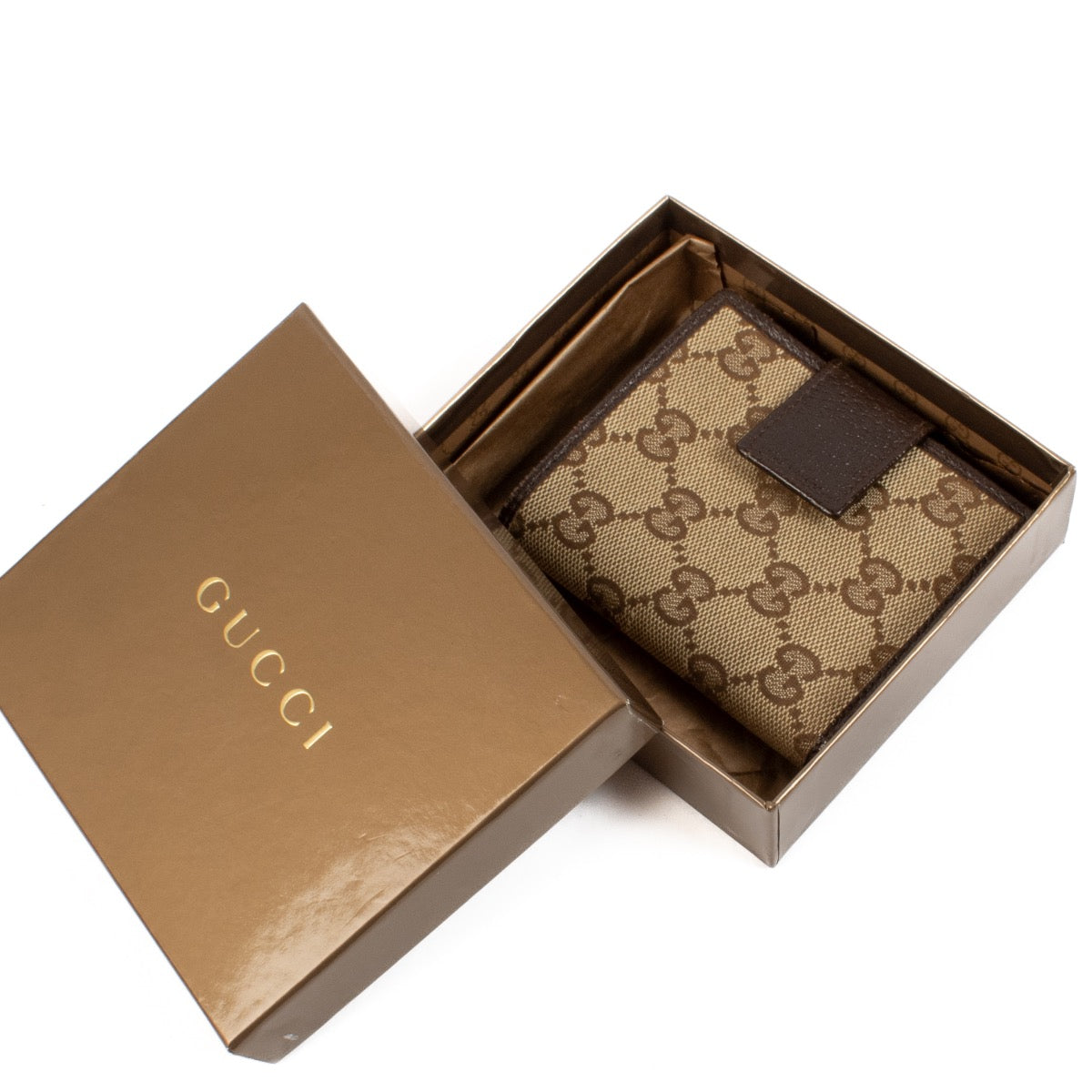 Shop safe online at Labellov in Antwerp, Brussels and Knokke this 100% authentic second hand Gucci GG Canvas Wallet. Veilig online tweedehands authentieke Gucci GG Canvas portefeuille kopen bij Labellov.