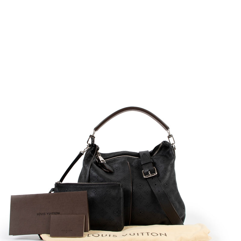 Louis Vuitton Black Selene PM Mahina in very good condition