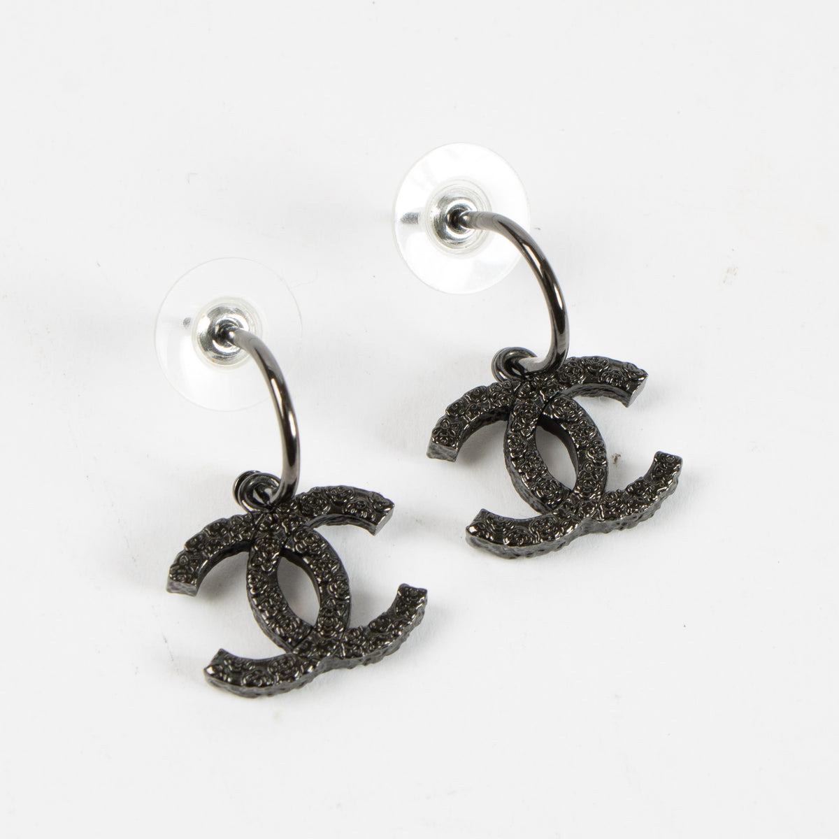 Shop this authentic Chanel 11P Black CC Earrings pre-loved on Labellov.com