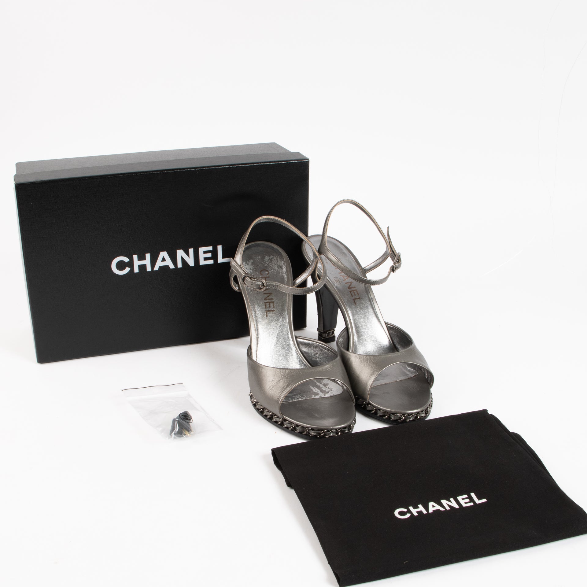 Shop the authentic Chanel 11P Silver Open Toe Chain Sandals on Labellov.com !