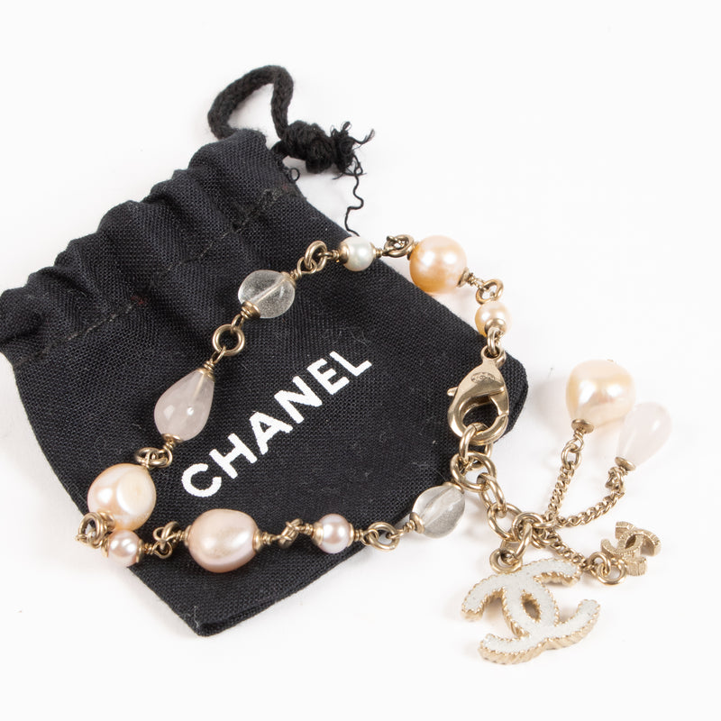 Shop the authentic Chanel 12P CC Bracelet on Labellov.com !