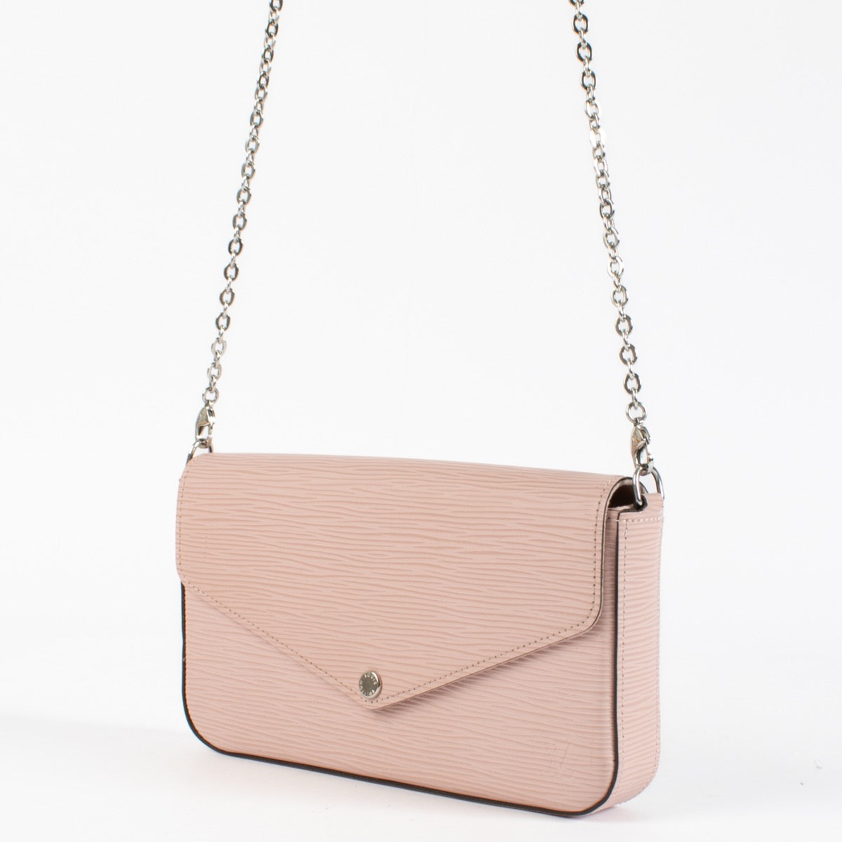 Shop safe online at Labellov in Antwerp, Brussels and Knokke this 100% authentic second hand Louis Vuitton Pink Epi Pochette Felicie