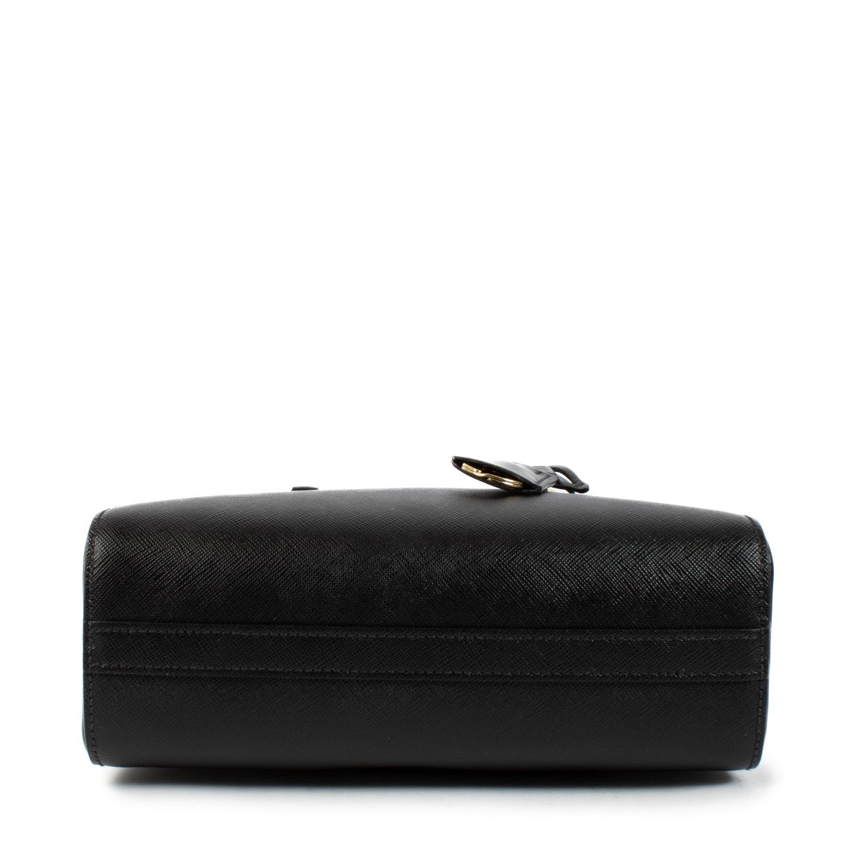Shop safe online at Labellov in Antwerp, Brussels and Knokke this 100% authentic second hand Prada Saffiano/Soft Calf handbag. Veilig online tweedehands authentieke Prada Saffiano/Soft Calf handtas kopen bij Labellov.