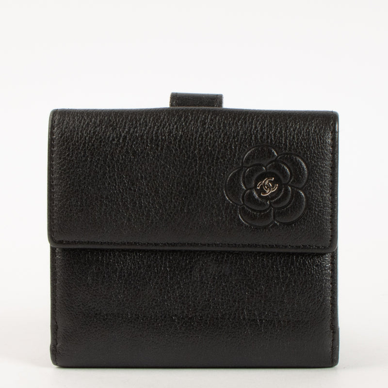 Shop this authentic Chanel Black Camelia Wallet pre-loved on Labellov.com