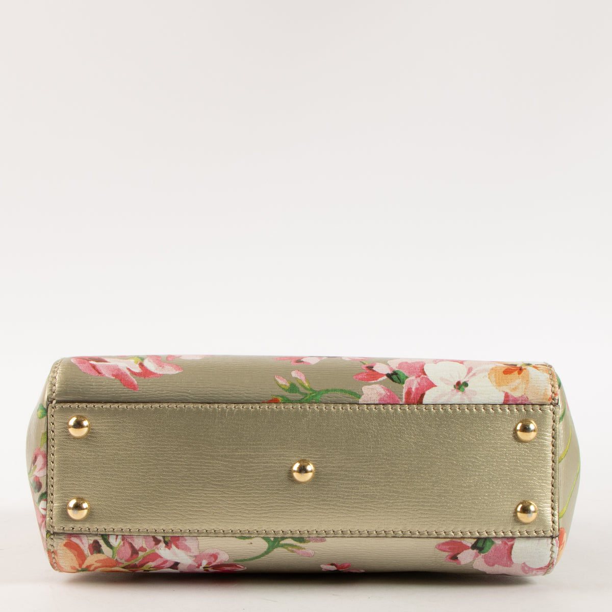 Shop this authentic Gucci Printed Flora Bamboo Shopper Mini Pre-Loved on Labellov.com