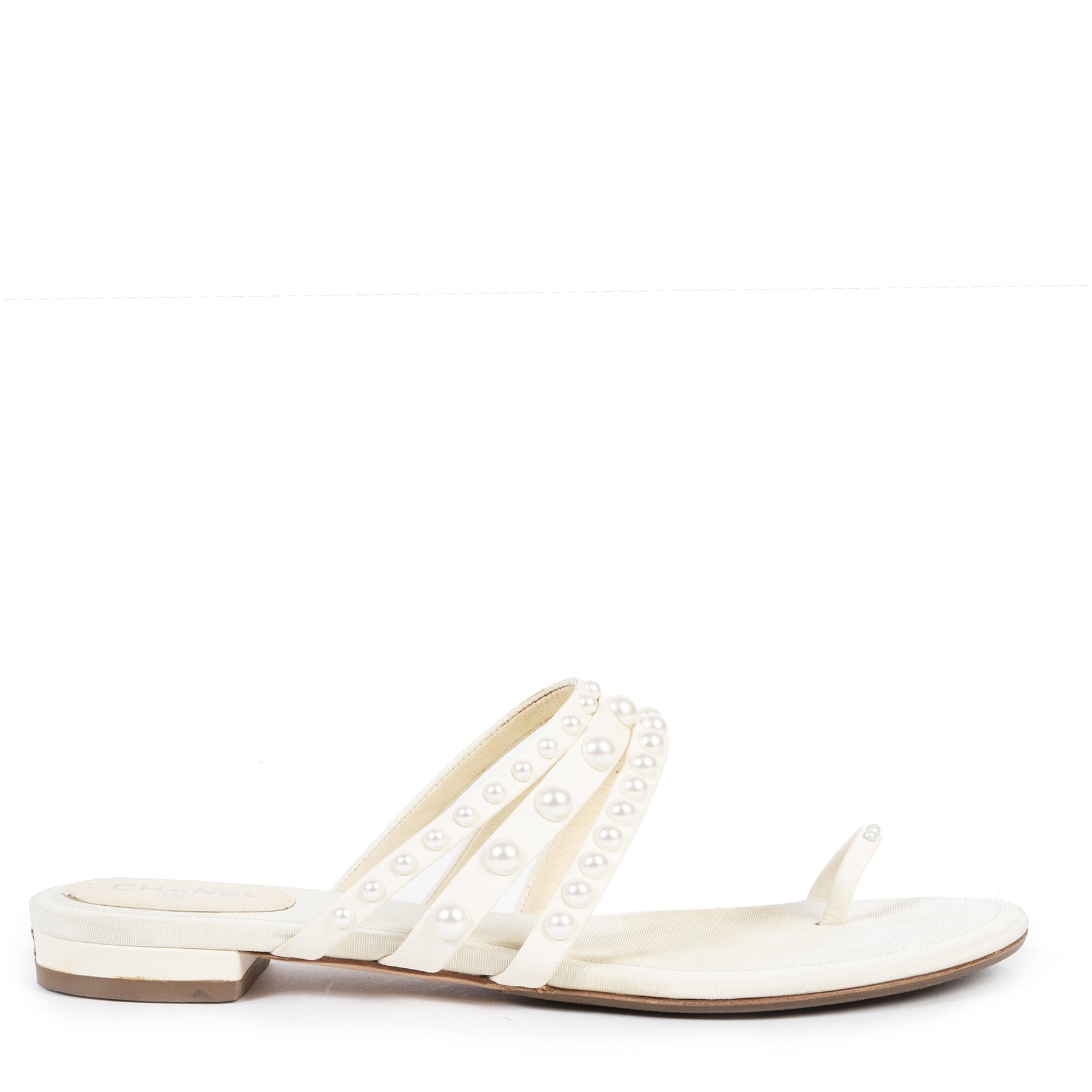 Authentic second-hand vintage Chanel White Pearl Toe Strap Sandals - Size 39,5 buy online webshop LabelLOV