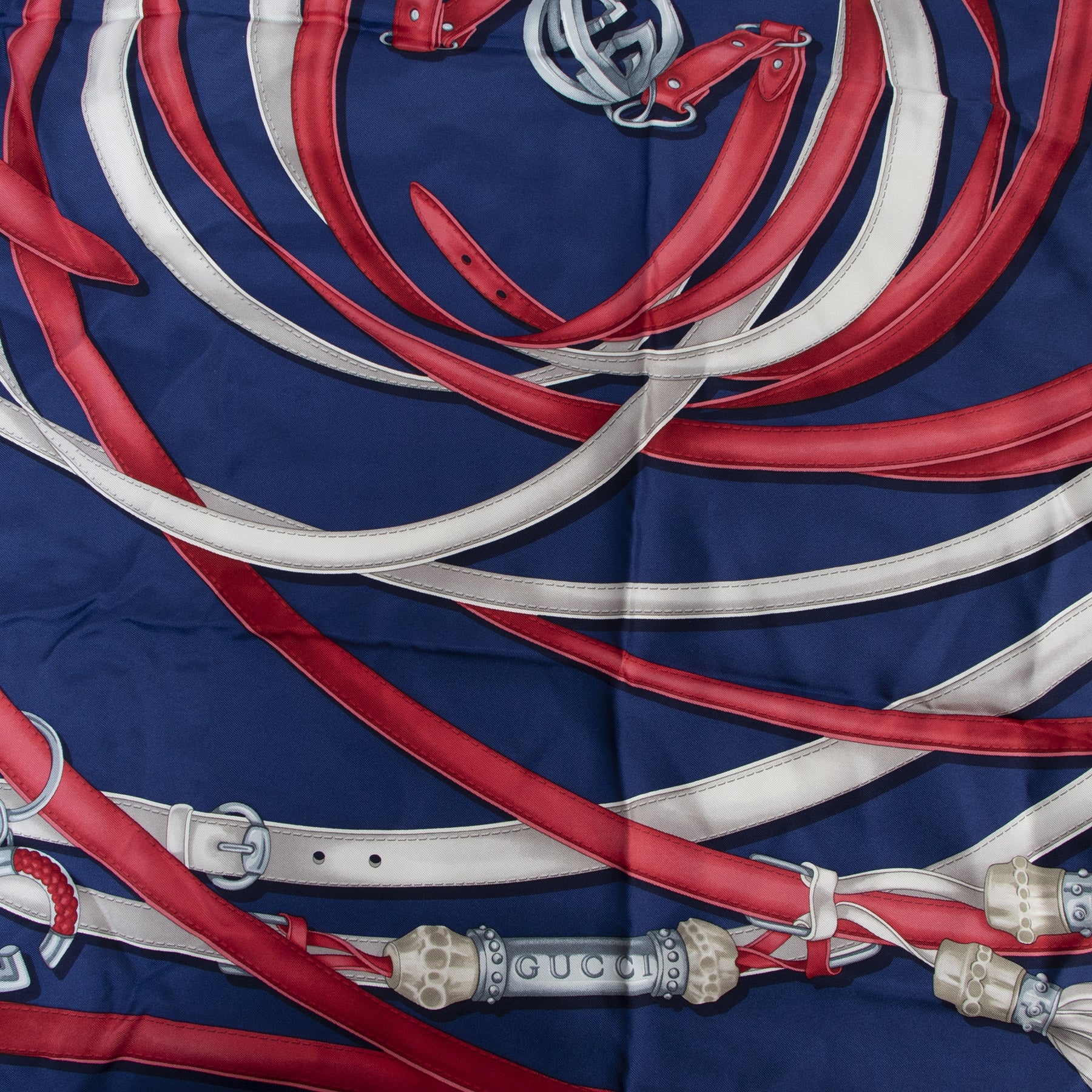 Authentic secondhand Gucci Navy Blue Red GG Silk Scarf designer accessories fashion luxury vintage webshop safe secure online shopping