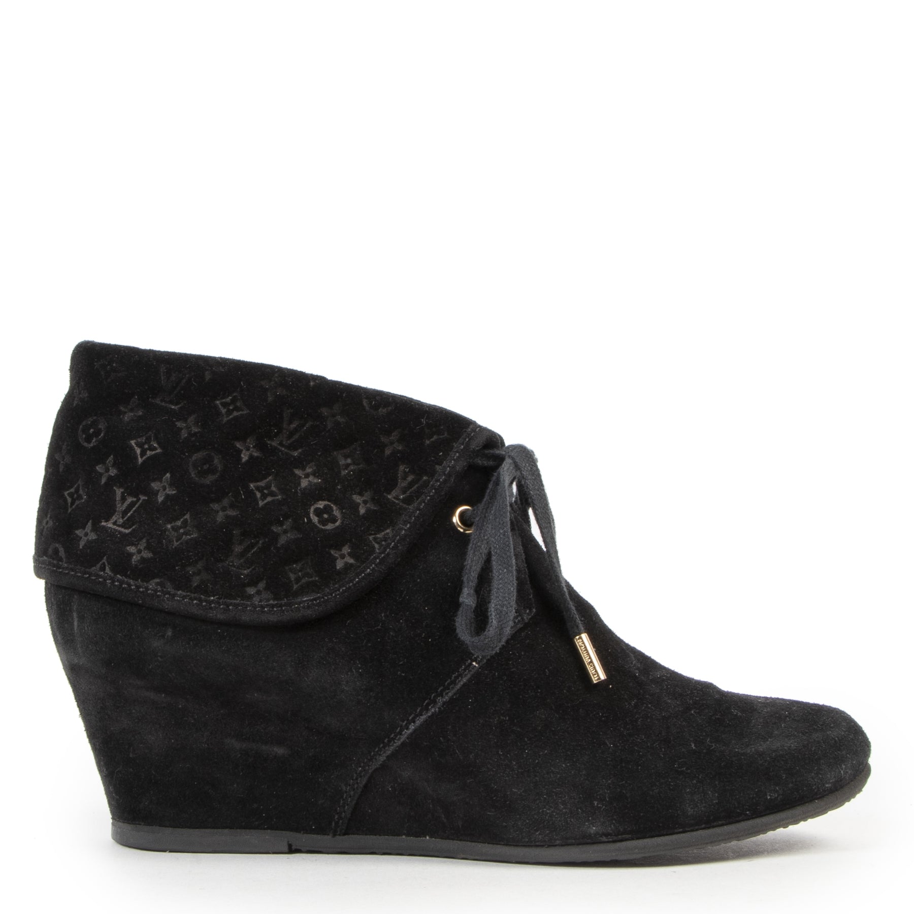 Louis Vuitton Black Suede Wedge Booties kopen en verkopen aan de beste prijs