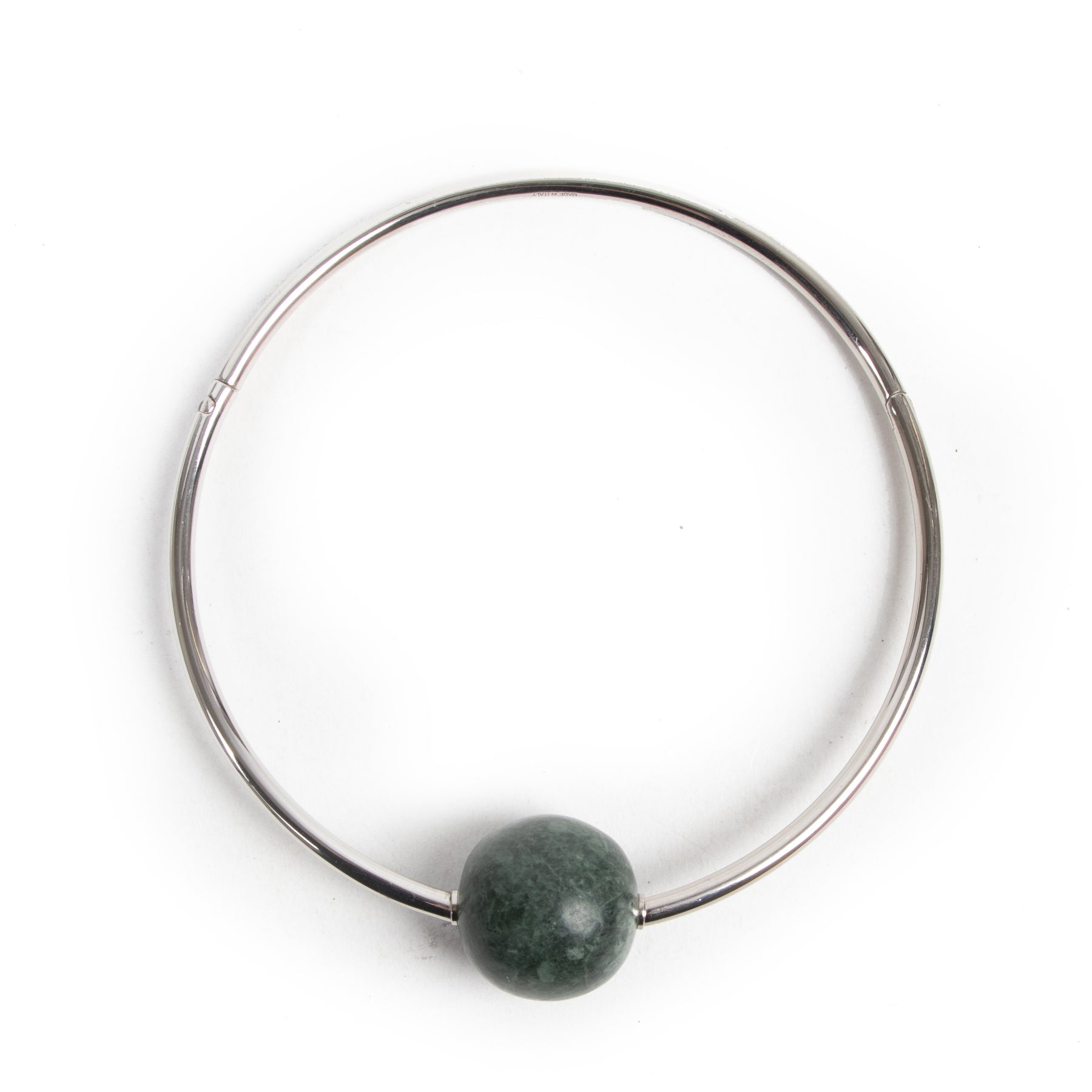 Authentieke Tweedehands Céline Silver With Green Ball Necklace juiste prijs veilig online shoppen luxe merken webshop winkelen Antwerpen België mode fashion
