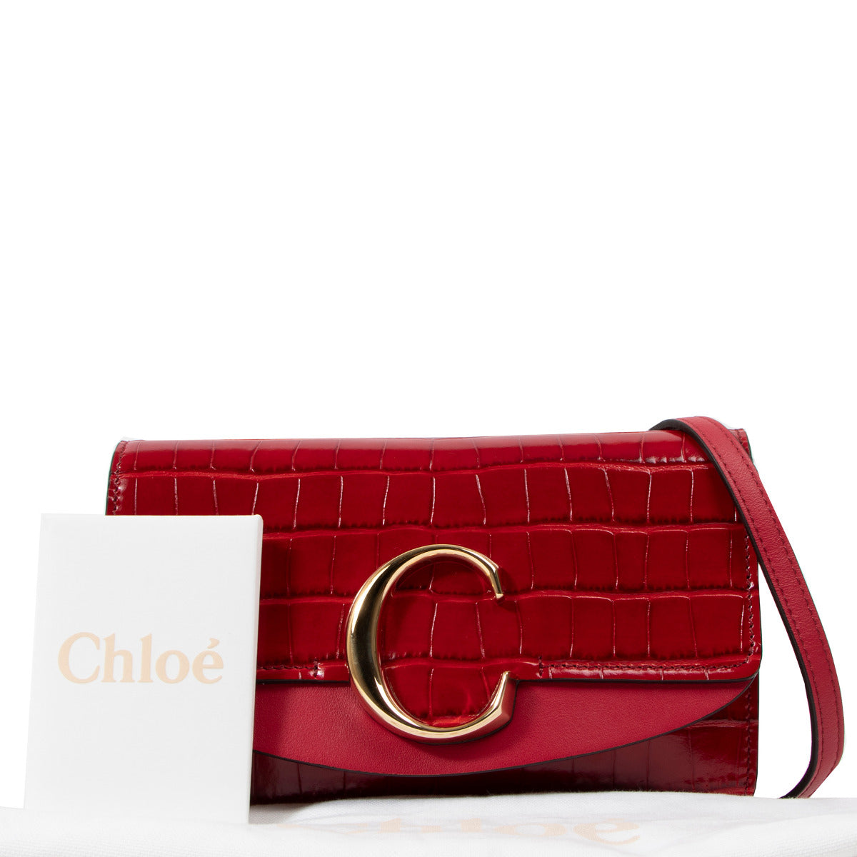 Are you looking for an authentic designer bag such as Chloé Dusky Red Mini C Chain Bag? We buy and sell your authentic designer bags for the best price.