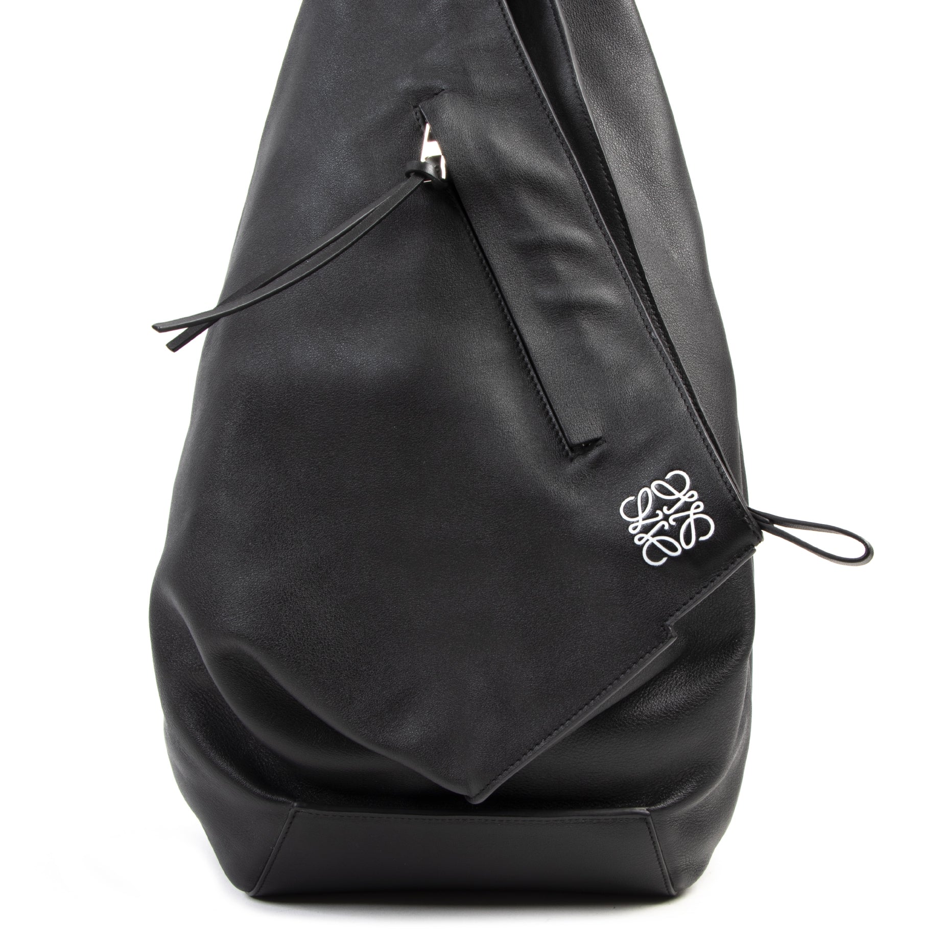 【美品】LOEWE ANTON BACKPACK ブラック Loewe Black Medium Anton Backpack – Labellov