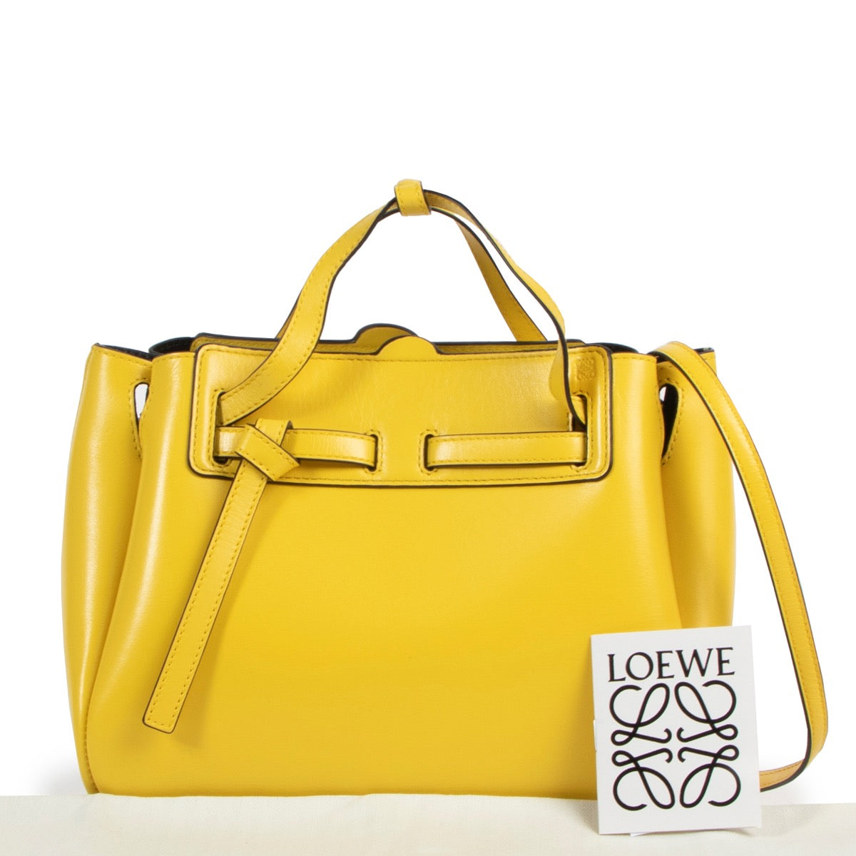 Koop veilig online op labellov.com Loewe Lazo cross-body tas in geel.