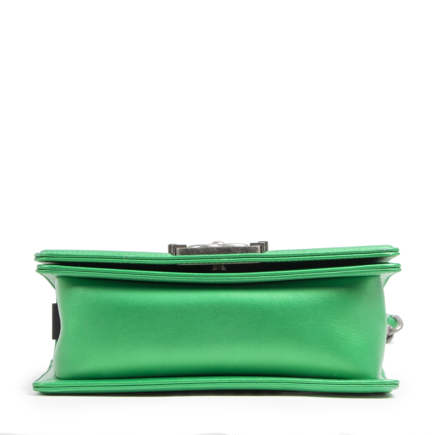 Authentieke tweedehands vintage Chanel Green Quilted Mini Boy Bag koop online webshop LabelLOV