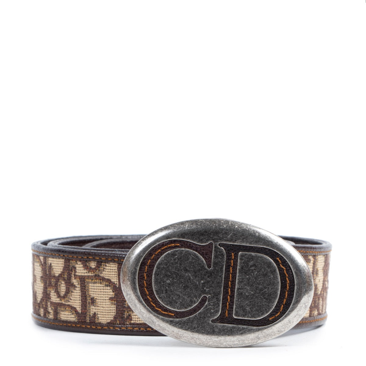 Buy online an authentic second hand Christian Dior vintage belt in good condition at Labellov in Antwerp.