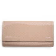 Gucci Nude Micro Guccissima Patent Broadway Clutch Buy secondhand Gucci bags at Labellov. Safe online shopping at a fair price. Koop tweedehands Gucci handtassen bij Labellov. Veilig online winkelen voor een eerlijke prijs.
