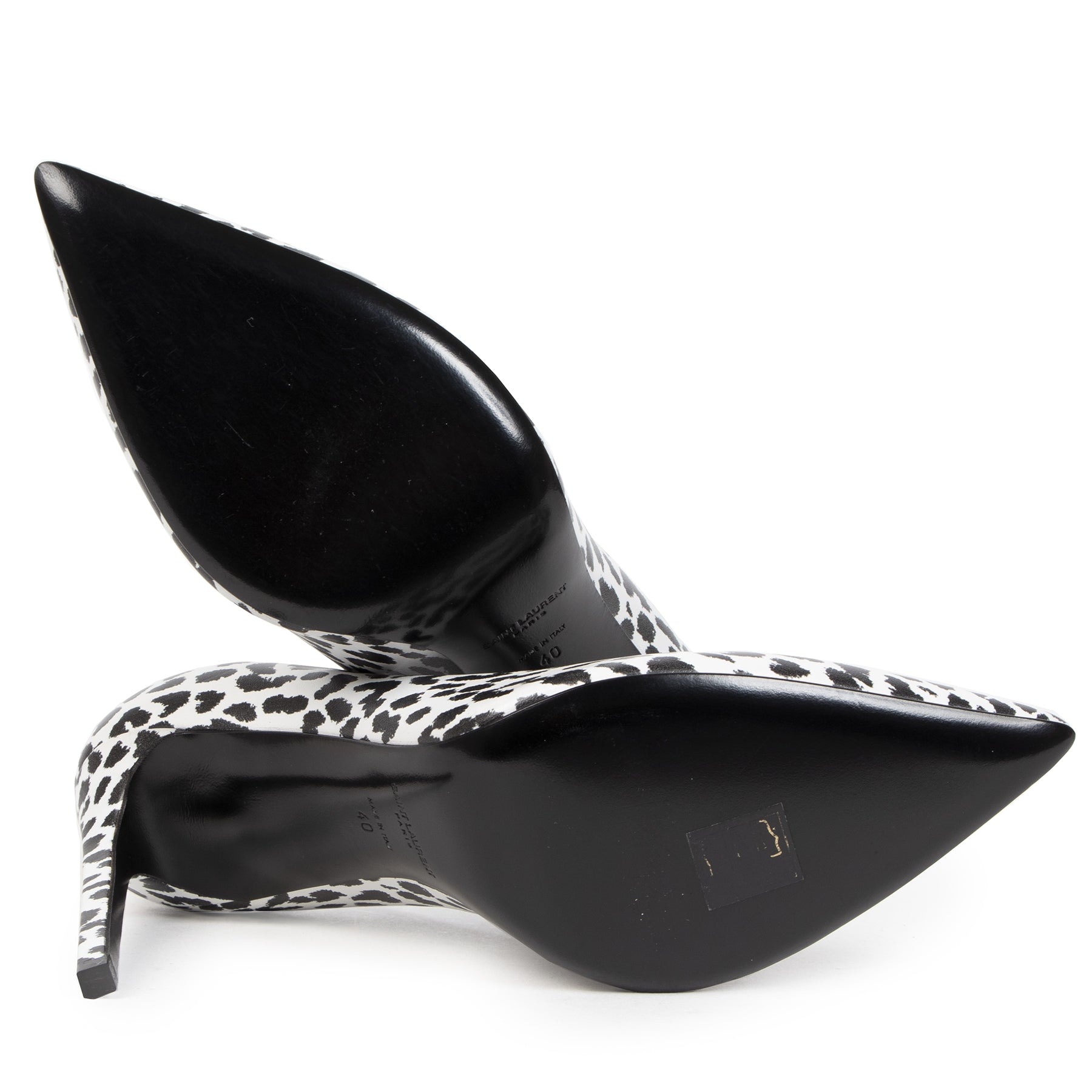 Authentieke tweedehands vintage Saint Laurent Black And White Leopard Print Pumps - Size 40 koop online webshop LabelLOV