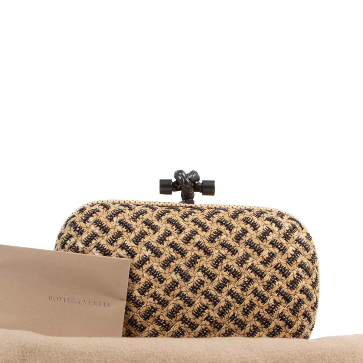 Shop safe online 100% authentic second hand bottega veneta brown Clutch in very good condition at the right price at Labellov.com in Antwerp.