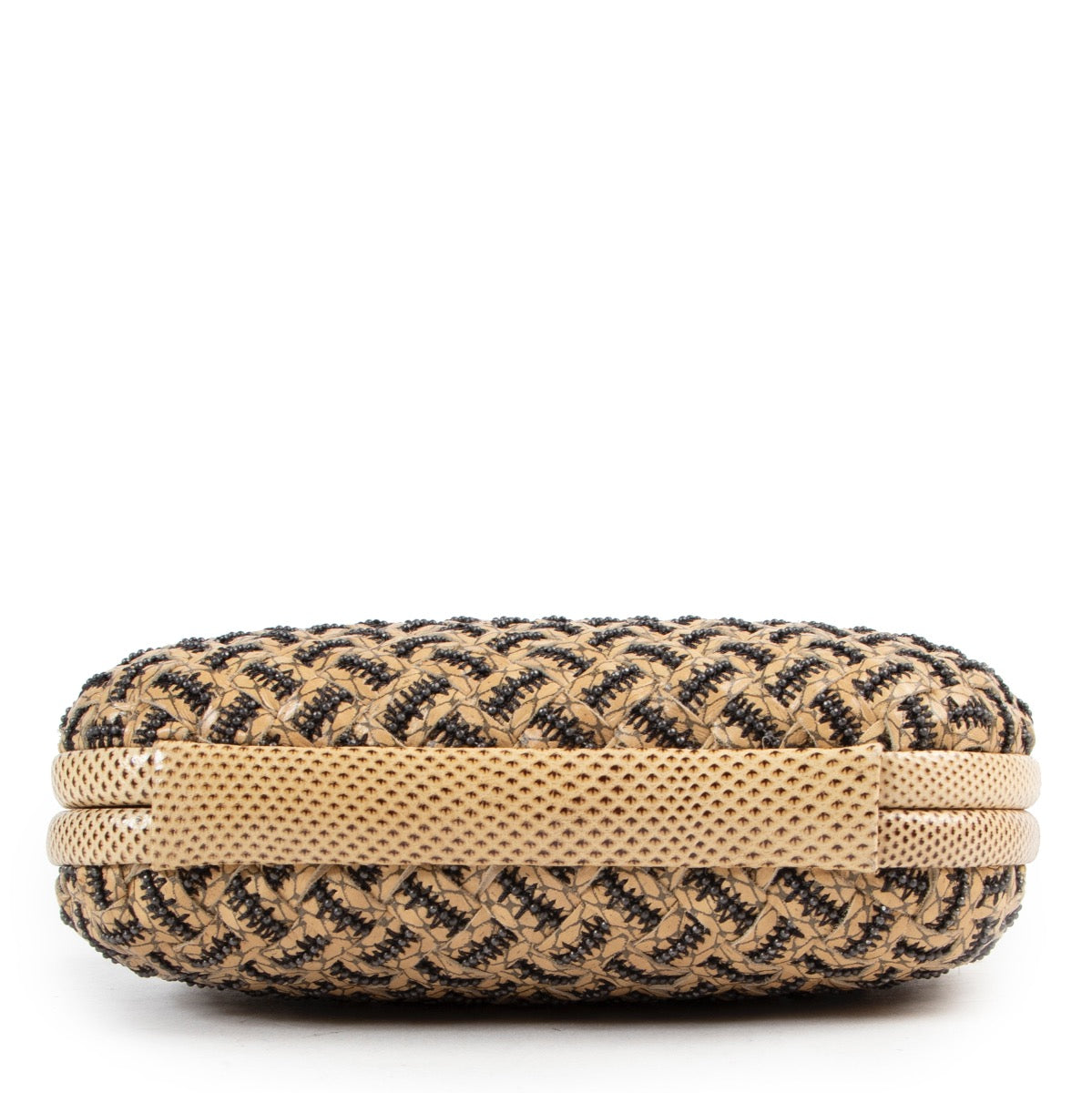 Shop safe online 100% authentic second hand bottega veneta brown Clutch in very good condition at the right price at Labellov.com in Antwerp.