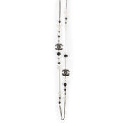 Authentic secondhand Chanel Black & White Pearl CC Long Necklace designer bags fashion luxury vintage webshop safe secure online shopping
