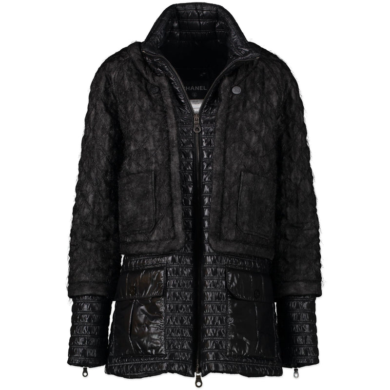 Authentieke Tweedehands Chanel Black Tweed Ski Jacket - Size FR42 juiste prijs veilig online shoppen luxe merken webshop winkelen Antwerpen België mode fashion