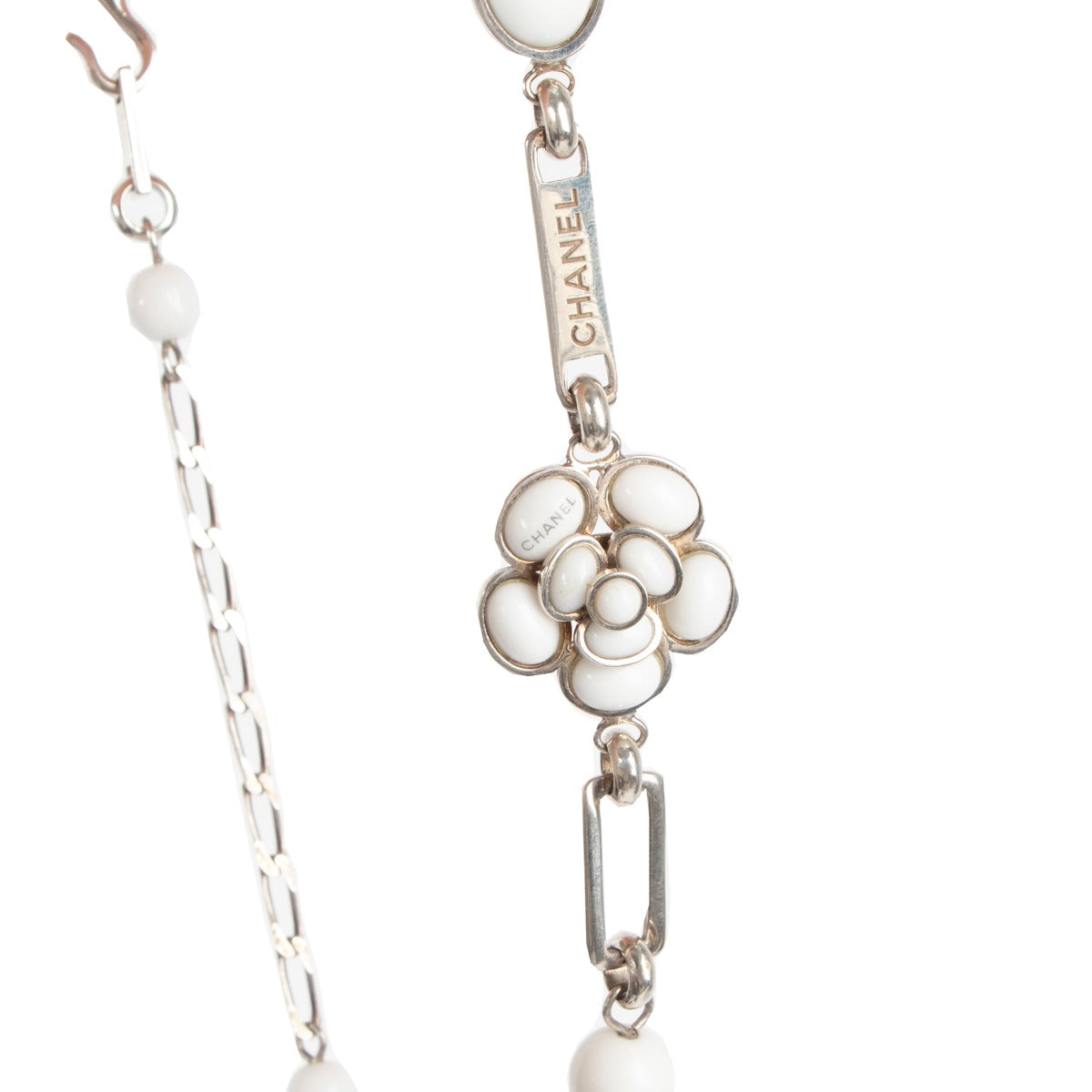 Shop now for your pre-loved, 100% authentic Chanel jewellery, at Labellov.