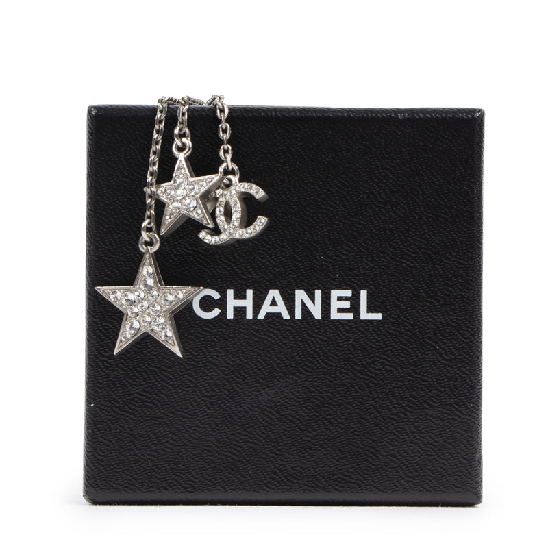 Authentic secondhand Chanel Silver Crystal Star CC Pendant Necklace designer accessories jewelry luxury vintage webshop fashion