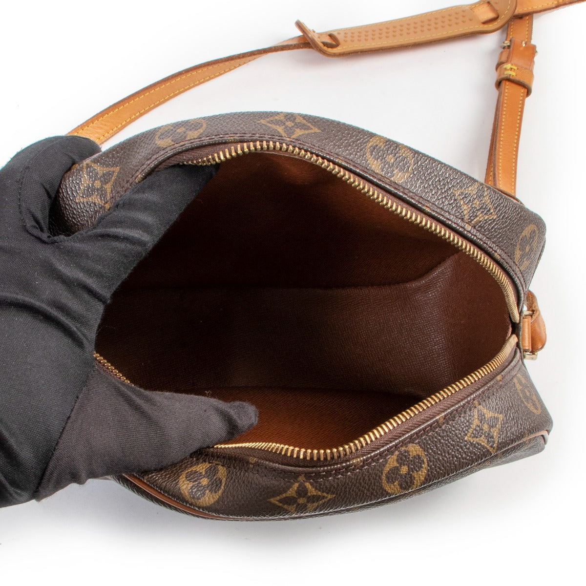 shop online authentic vintage Louis Vuitton Blois Monogram Canvas Shoulder Bag at Labellov