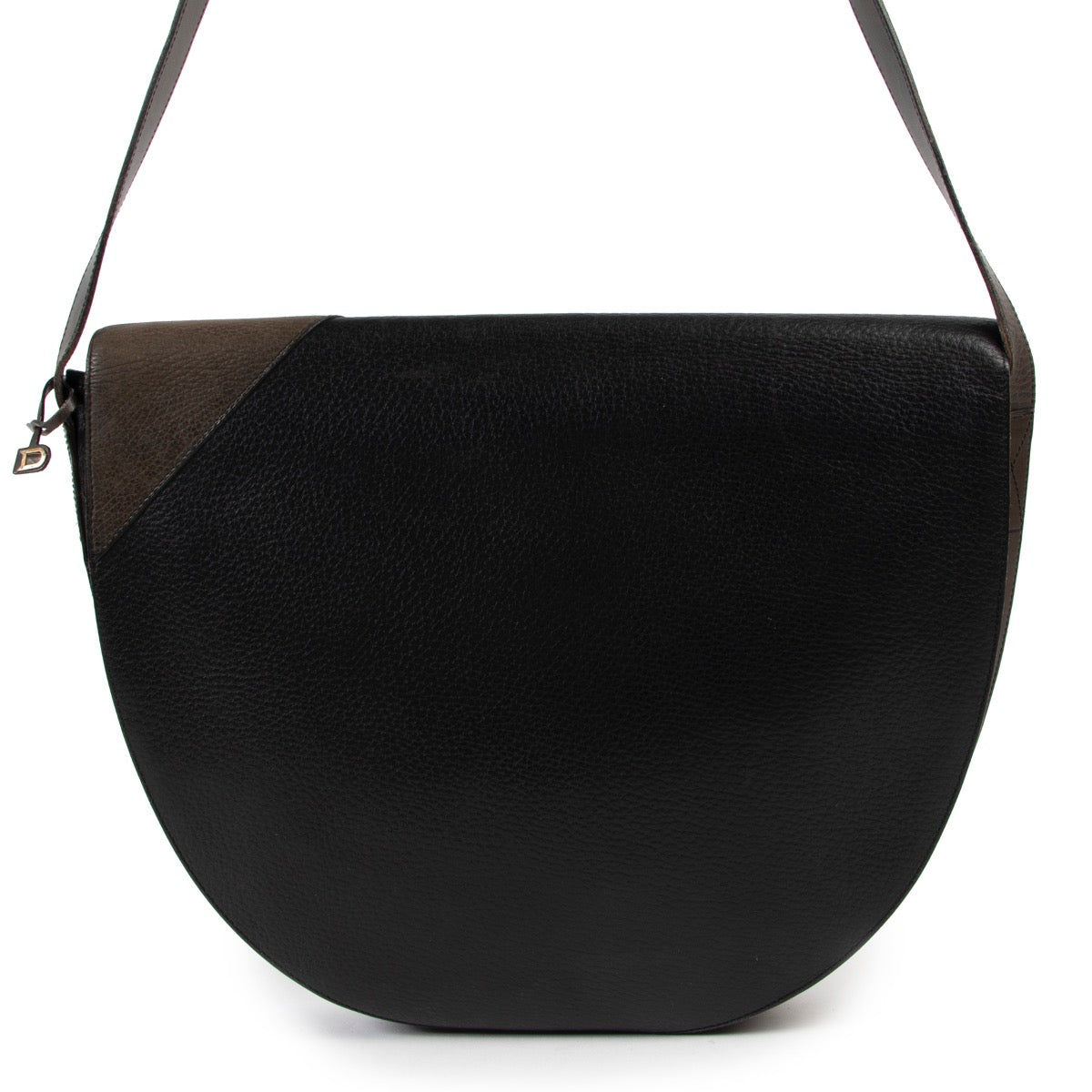 Shop safe online 100% authentic second hand Delvaux Black Crossbody Bag in very good condition at the right price at Labellov in Antwerp.