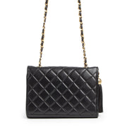 Chanel Black Quilted Shoulder Bag for the best price at Labellov secondhand luxury
