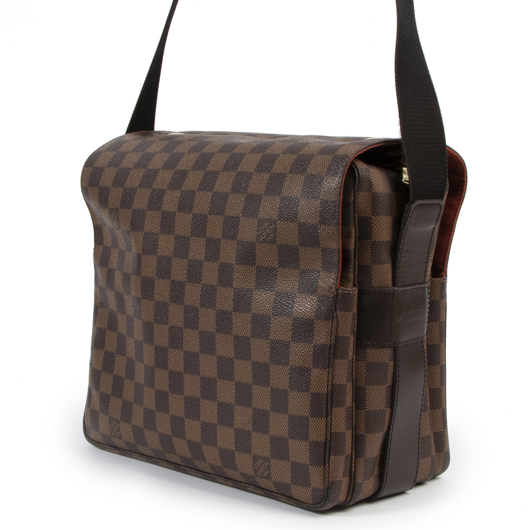 100% Authentic Louis Vuitton Damier Ebene Naviglio Bag at the right price online at Labellov
