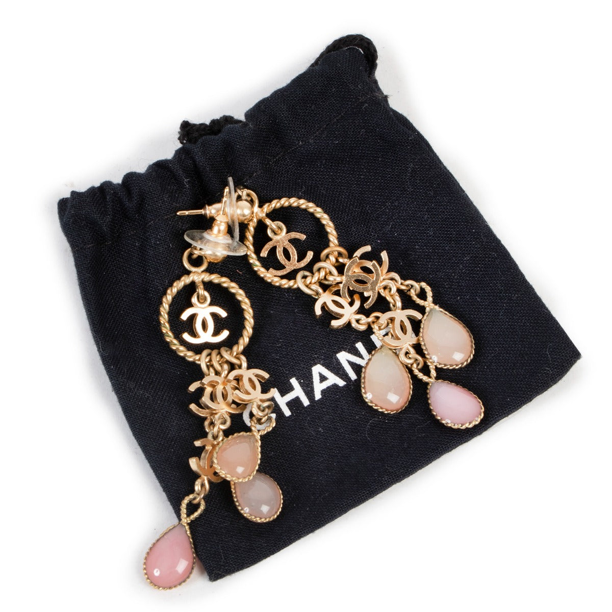 Buy and sell your deisgner items at Labellov. Get this Chanel Gold Earrings at Lbaellov online or in store.