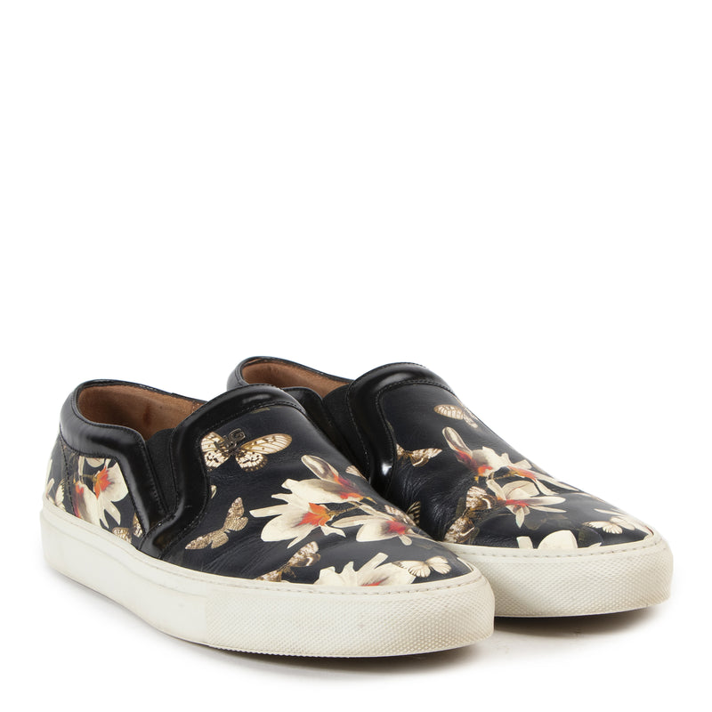 Givenchy Magnolia Print Slip-Ons pour le meilleur prix chez Labellov à Anvers Belgique