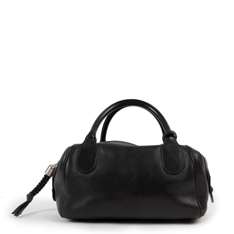 Shop now your favorite 100% authentic Delvaux bags, at Labellov.
