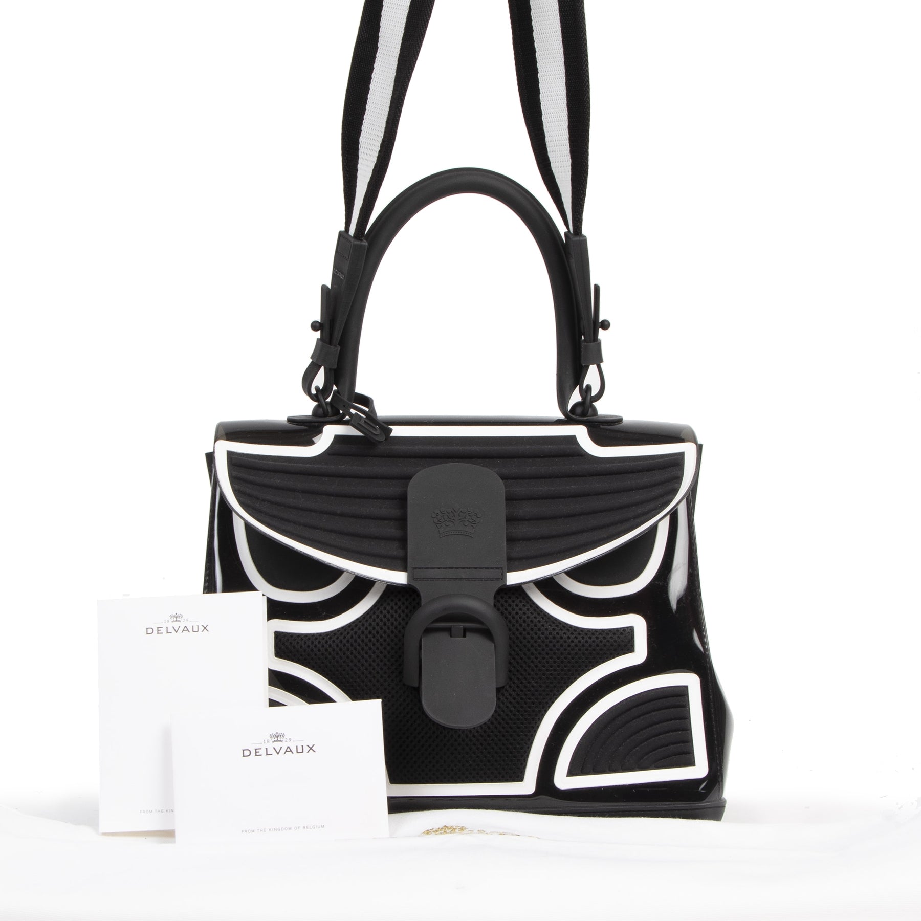 We buy and sell your authentic designer bags online at Labellov