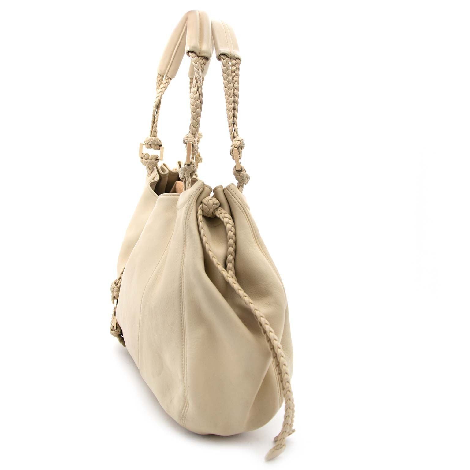achetez Delvaux Beige Eugene Bag sur labellov