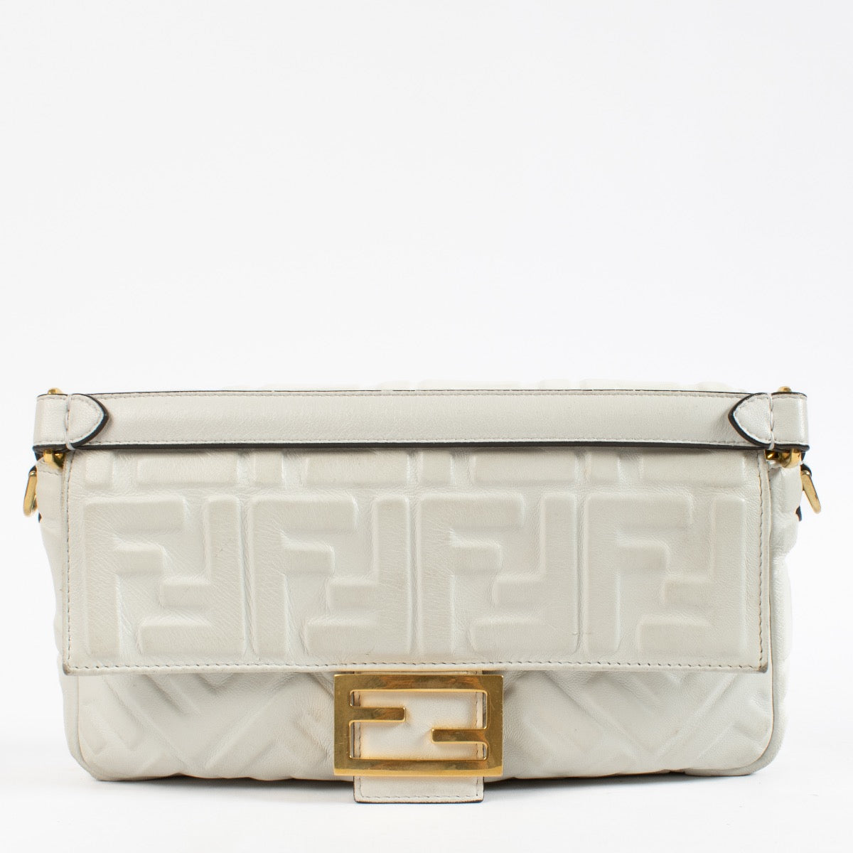 Shop 100% authentic secondhand Fendi White Baguette Top Handle Bag on Labellov.com
