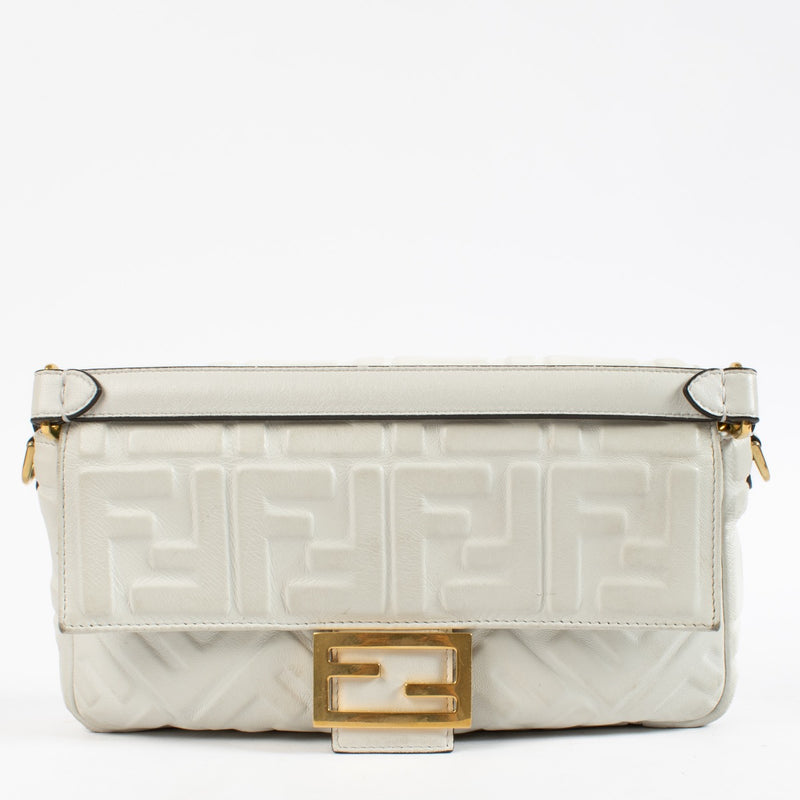 Shop 100% authentic secondhand Fendi White Baguette Top Handle Bag on Labellov.com