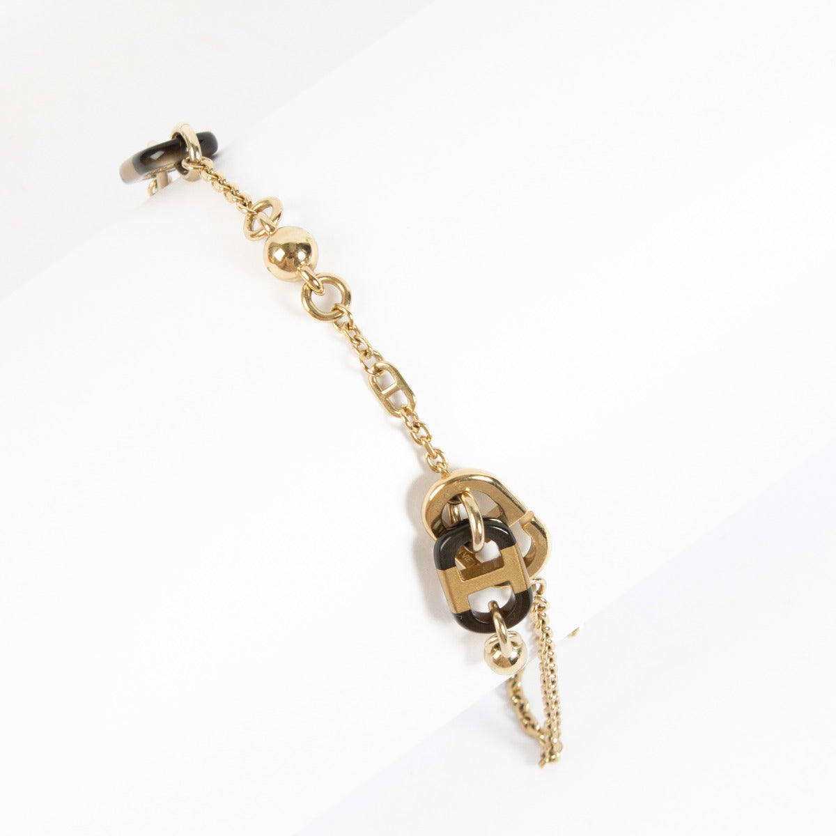 Shop Hermès Gold Sur Mer Necklace on Labellov.com