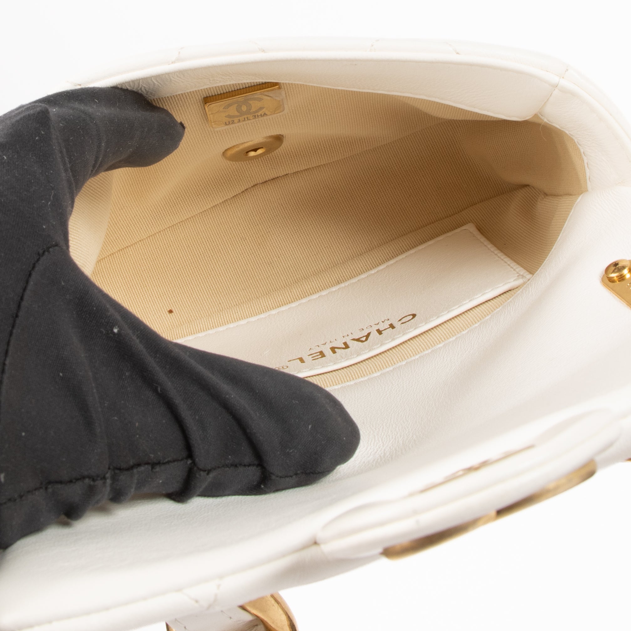 Chanel White Lambskin Mini Funky Town Flap Bag – Labellov