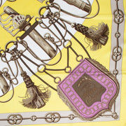 Buy this Hermès Yellow Cliquetis Scarf at Labellov online or come by in our showroom at Antwerp. Get this scarf for a reasonable price and in good condition.