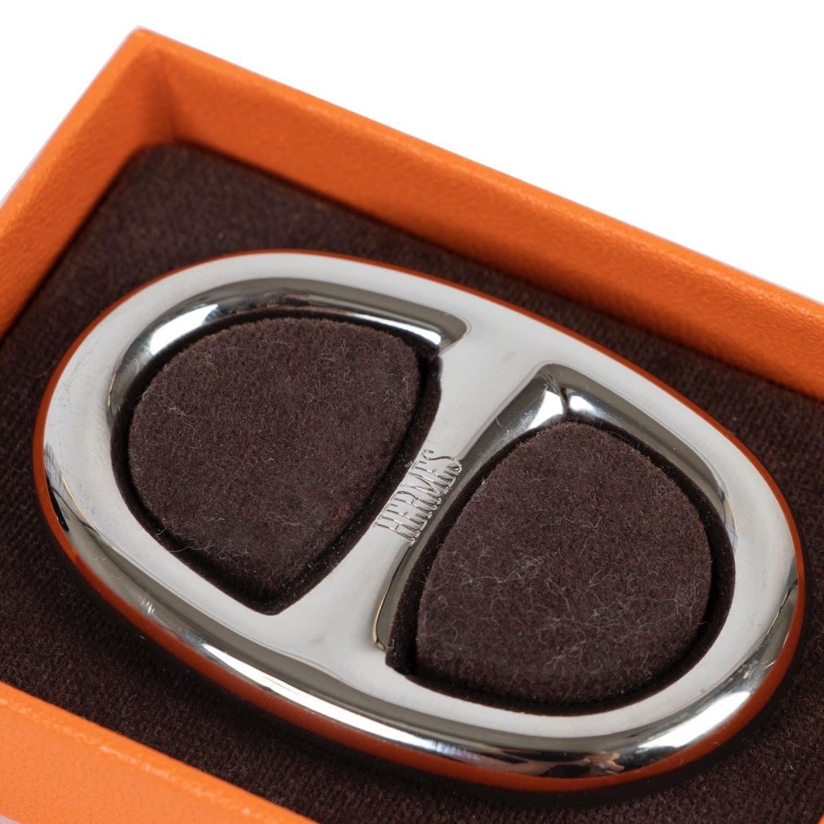Hermès Chaine d'Ancre Scarf Ring Silver Palladium available now at Labellov in store at Antwerp or online.