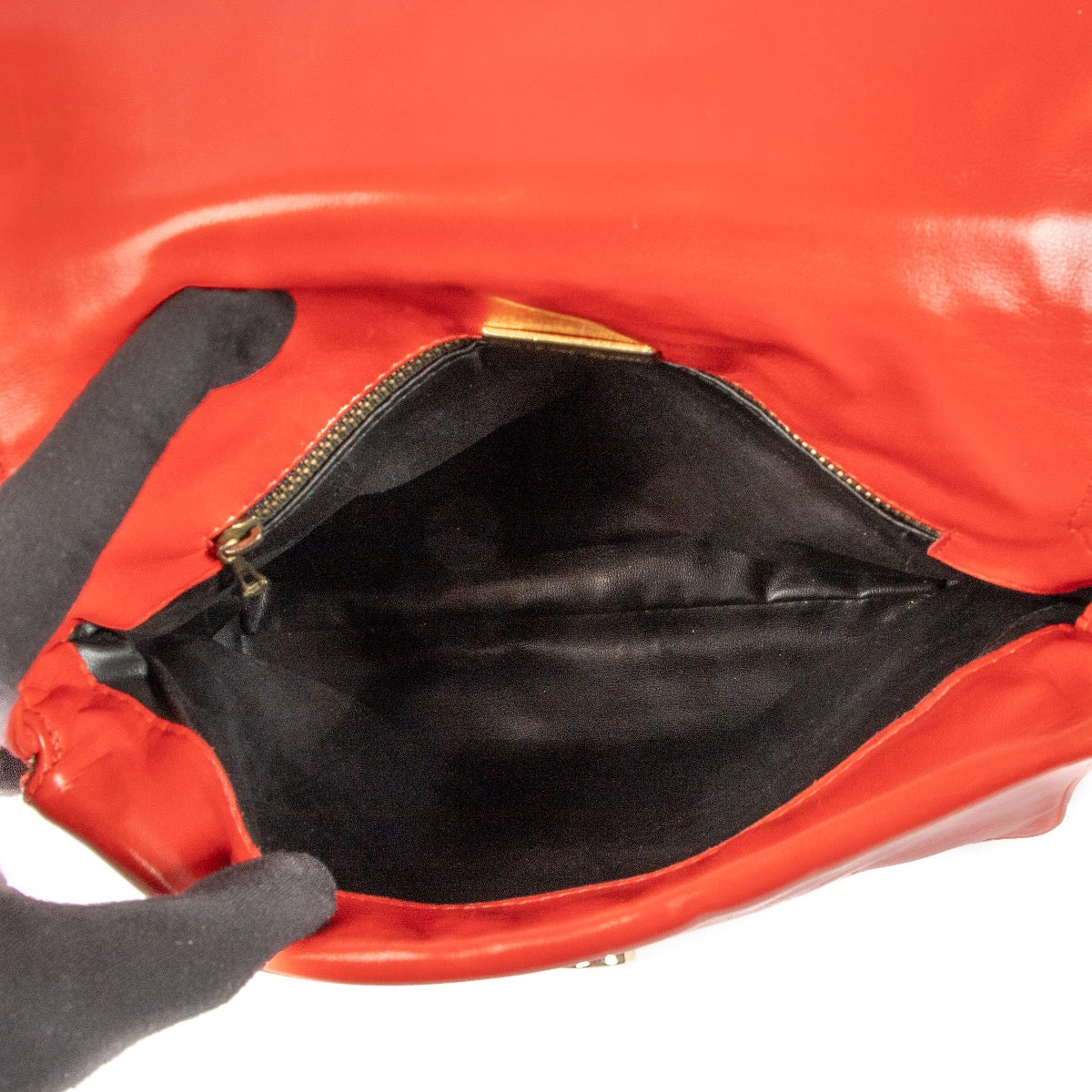 Shop 100% authentic second-hand Bottega Veneta Red Shoulder Bag on Labellov.com