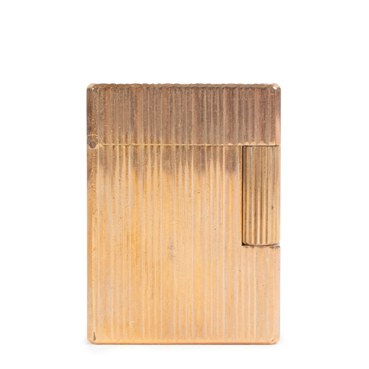 Shop safe online at Labellov in Antwerp this 100% authentic second hand S.T. Dupont Pale Gold Vintage Lighter
